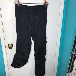 Lulu Lemon 🍋 studio pants roll tabs on sides